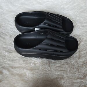 UGG Black Women's Sandals